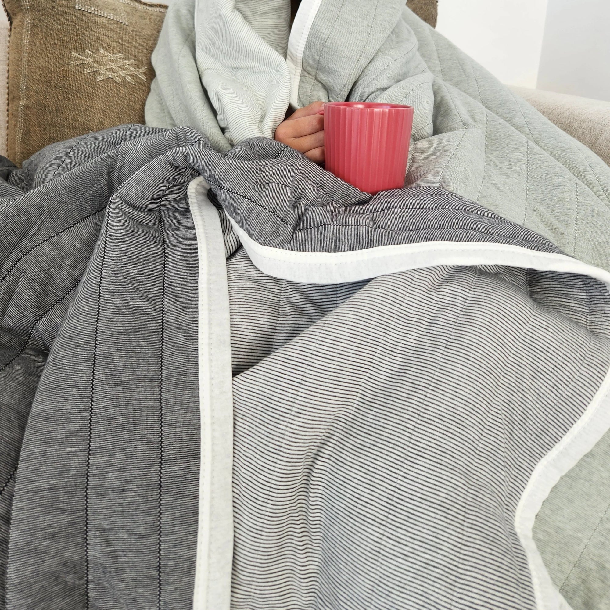 Clara Reversible Cotton Quilt -Charcoal