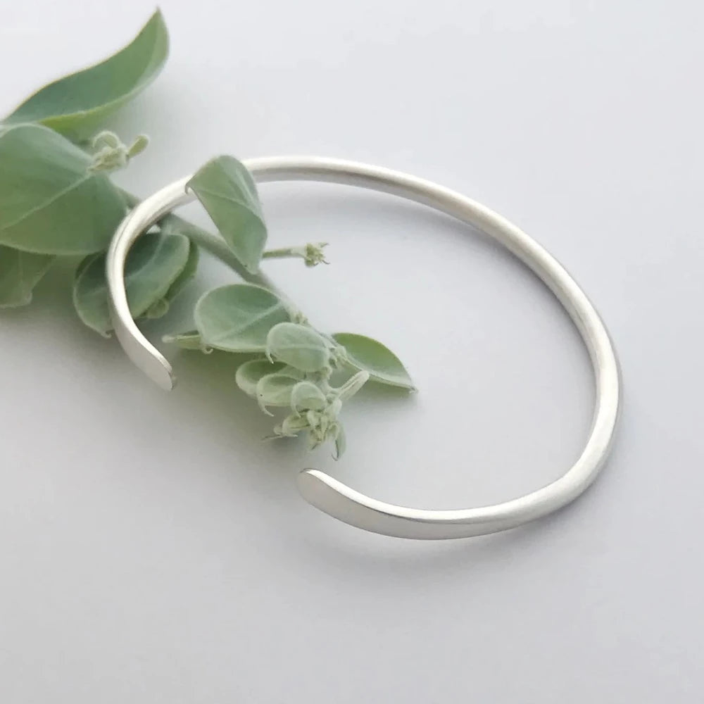 Jacob Little-Dulwich Hill-3mm Round Cuff-Pip Keane